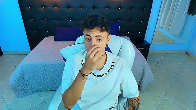 Lobo 17  online show from 01/17/25, 03:55