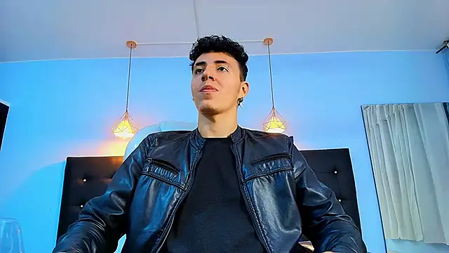 Lobo 17  online show from 01/28/25, 07:00