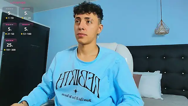 Lobo 17  online show from 02/12/25, 03:51