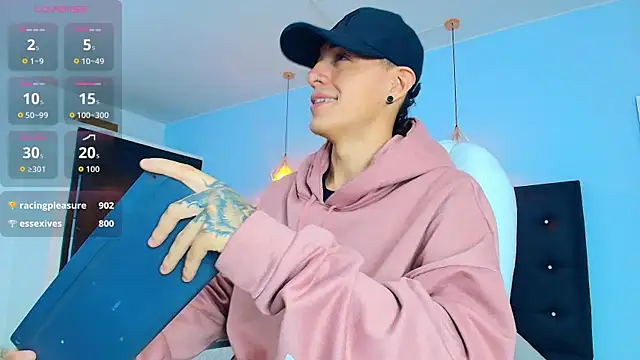 Lobo 17  online show from 09/11/25, 03:50