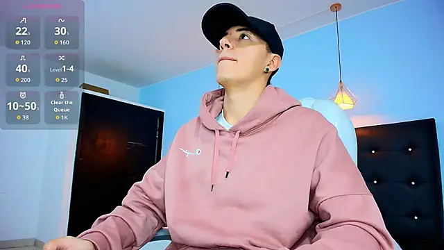 Lobo 17  online show from 09/19/25, 03:41