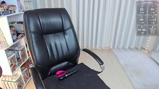 misshoneyxxx online show from 11/08/25, 04:56