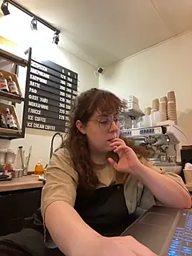 cinnabon  online show from 11/07/25, 03:34