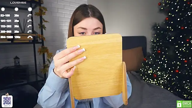 LindaFarmer online show from 01/06/25, 04:36