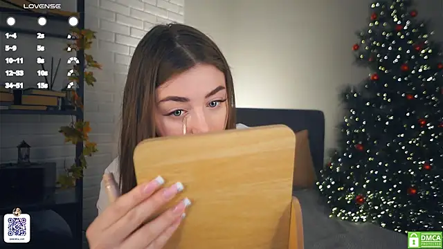 LindaFarmer online show from 01/13/25, 04:07