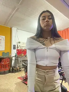 emily 22x online show from 10/07/25, 11:13