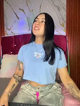 emily 22x online show from 10/27/25, 10:14