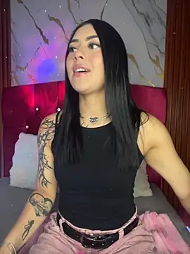 emily 22x online show from 11/06/25, 12:00