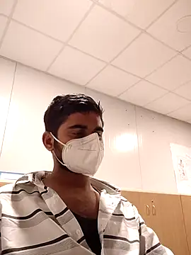 Ishan003 online show from 12/18/24, 03:44