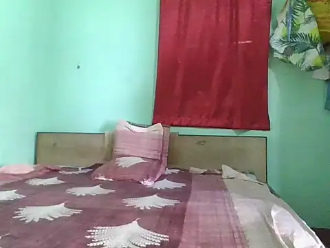 Ishan003 online show from 10/26/25, 05:46