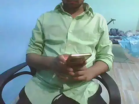 Ishan003 online show from 11/08/25, 03:56