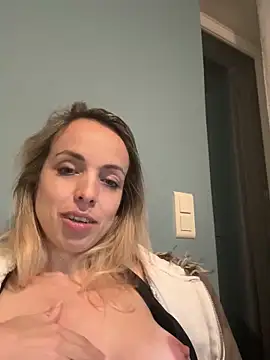 Annelibre online show from 11/01/25, 12:01