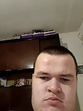 Snapshot of clemhotxxxx chatting on 11/26/25, 06:31 clemhotxxxx online show from 11/26/25, 06:31