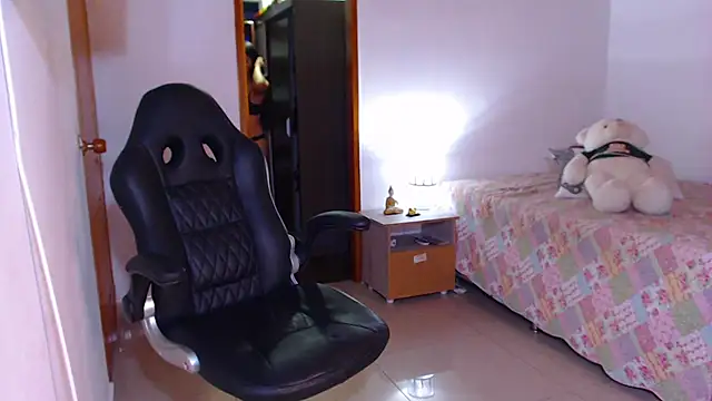 Otilia Sigrid online show from 12/20/24, 10:54