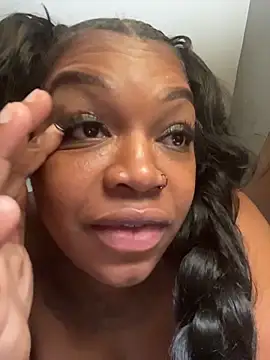 Gripperke00 online show from 11/30/25, 04:16