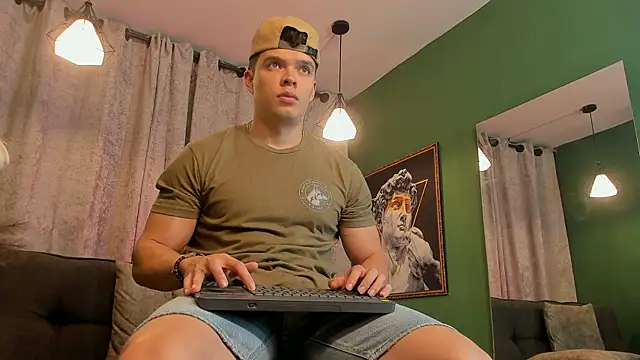Snapshot of Jake_Tylerr_ chatting on 09/16/25, 05:25 Jake Tylerr online show from 09/16/25, 05:25