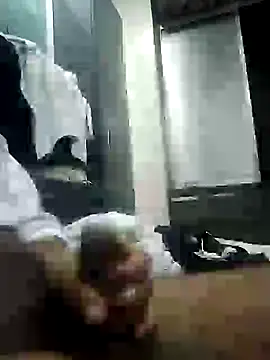 Snapshot of pusseylover1 chatting on 02/09/25, 09:58 pusseylover1 online show from 02/09/25, 09:58