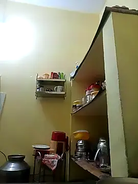 heenage online show from 12/21/24, 12:16