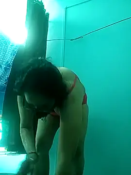 heenage online show from 12/23/24, 08:44