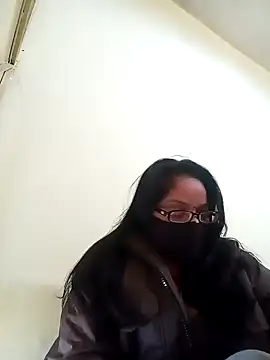 heenage online show from 12/31/24, 06:59