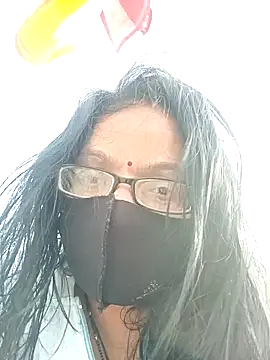 heenage online show from 01/15/25, 09:45