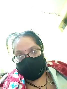 heenage online show from 01/15/25, 04:54