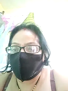 heenage online show from 02/04/25, 07:18