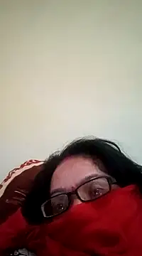 heenage online show from 02/14/25, 08:42