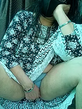 heenage online show from 03/15/25, 08:26