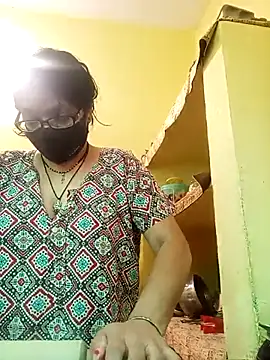 heenage online show from 03/16/25, 06:31