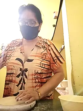 heenage online show from 09/09/25, 03:00