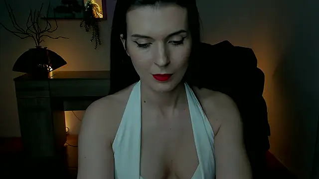 EricaPowers online show from 12/06/24, 01:44