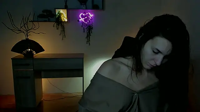 EricaPowers online show from 12/09/24, 10:11