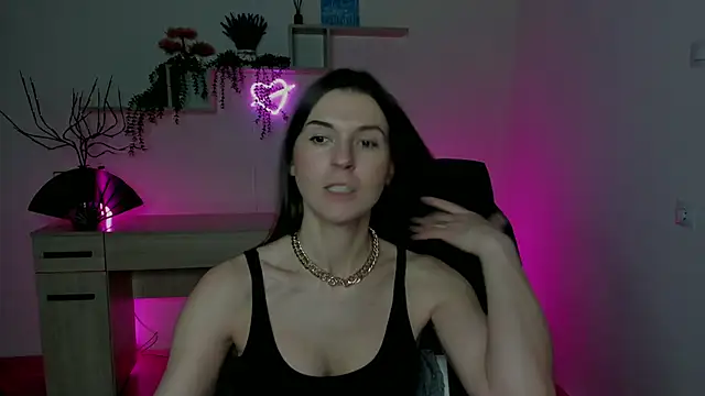 EricaPowers online show from 12/23/24, 11:14