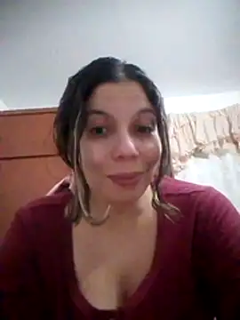 Snapshot of Carliina_Soussa chatting on 10/15/25, 11:49 Carliina Soussa online show from 10/15/25, 11:49