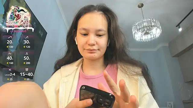Snapshot of miss_shine chatting on 01/05/25, 03:43 miss shine online show from 01/05/25, 03:43
