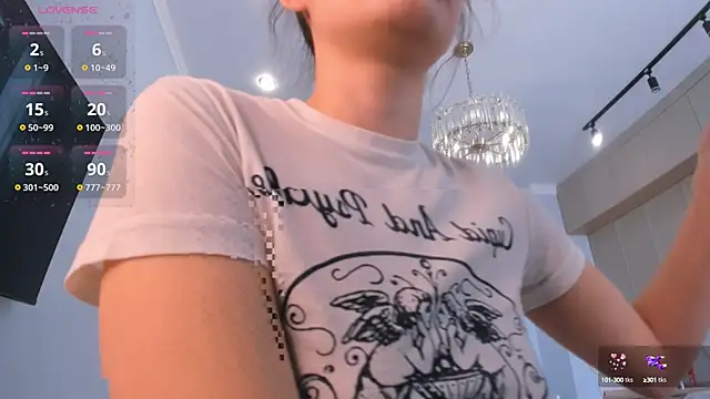 Snapshot of miss_shine chatting on 03/01/25, 05:31 miss shine online show from 03/01/25, 05:31