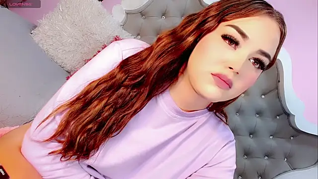 Snapshot of Sophia-Isabella chatting on 02/17/25, 10:58 Sophia-Isabella online show from 02/17/25, 10:58