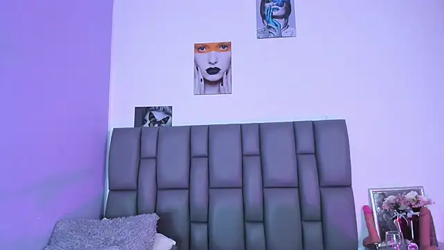 Snapshot of Sophia_Lemos chatting on 03/07/25, 04:44 Sophia Lemos online show from 03/07/25, 04:44