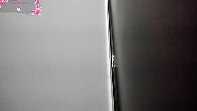 Estefany777 online show from 03/21/25, 05:45