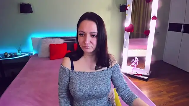 Snapshot of AngellLika chatting on 03/20/25, 01:26 AngellLika online show from 03/20/25, 01:26