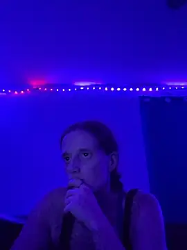 Snapshot of Sexyredhead89 chatting on 11/23/25, 05:35 Sexyredhead89 online show from 11/23/25, 05:35