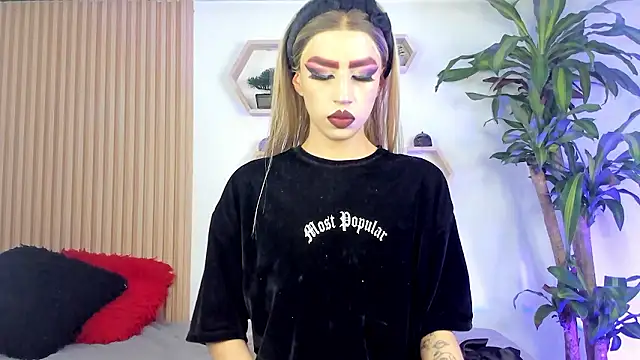 BrianaSchafer online show from 10/16/25, 05:14