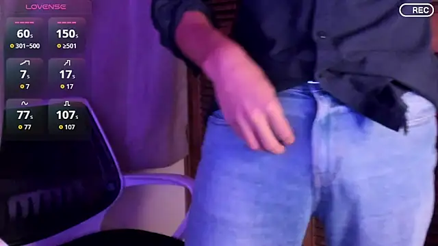 Nicholasrodrii online show from 10/07/25, 12:08