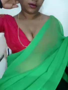 Snapshot of Sexy_Ammu_Telugu chatting on 01/14/25, 02:08 Sexy Ammu Telugu online show from 01/14/25, 02:08