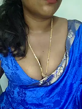 Snapshot of Sexy_Ammu_Telugu chatting on 02/07/25, 04:03 Sexy Ammu Telugu online show from 02/07/25, 04:03