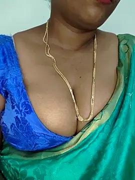Snapshot of Sexy_Ammu_Telugu chatting on 03/05/25, 04:02 Sexy Ammu Telugu online show from 03/05/25, 04:02