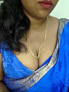 Snapshot of Sexy_Ammu_Telugu chatting on 03/13/25, 04:27 Sexy Ammu Telugu online show from 03/13/25, 04:27