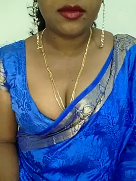 Snapshot of Sexy_Ammu_Telugu chatting on 03/21/25, 03:46 Sexy Ammu Telugu online show from 03/21/25, 03:46