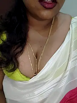 Snapshot of Sexy_Ammu_Telugu chatting on 10/11/25, 05:44 Sexy Ammu Telugu online show from 10/11/25, 05:44